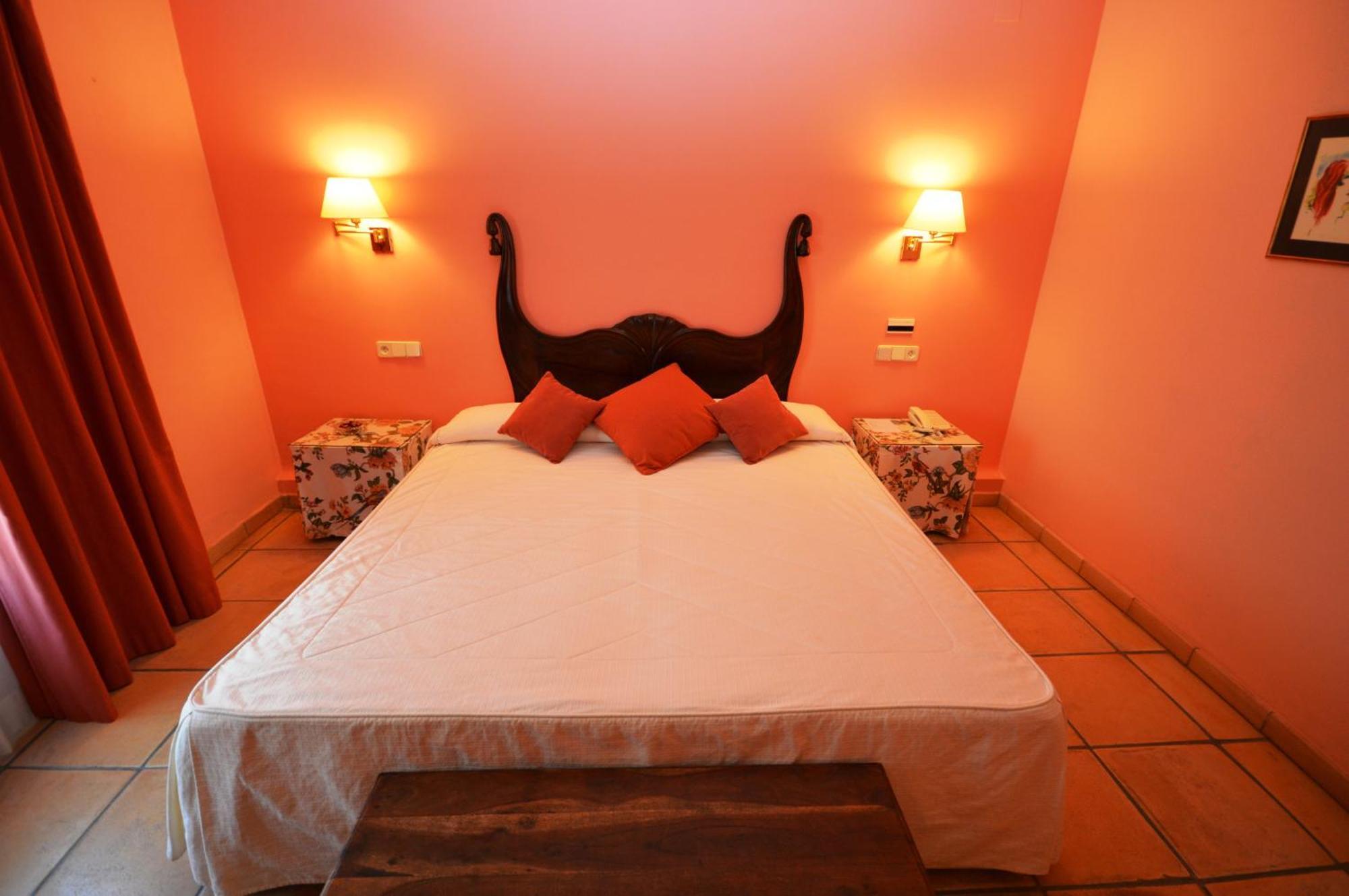 Hotel Can Ceret Sant Pere Pescador Habitación foto