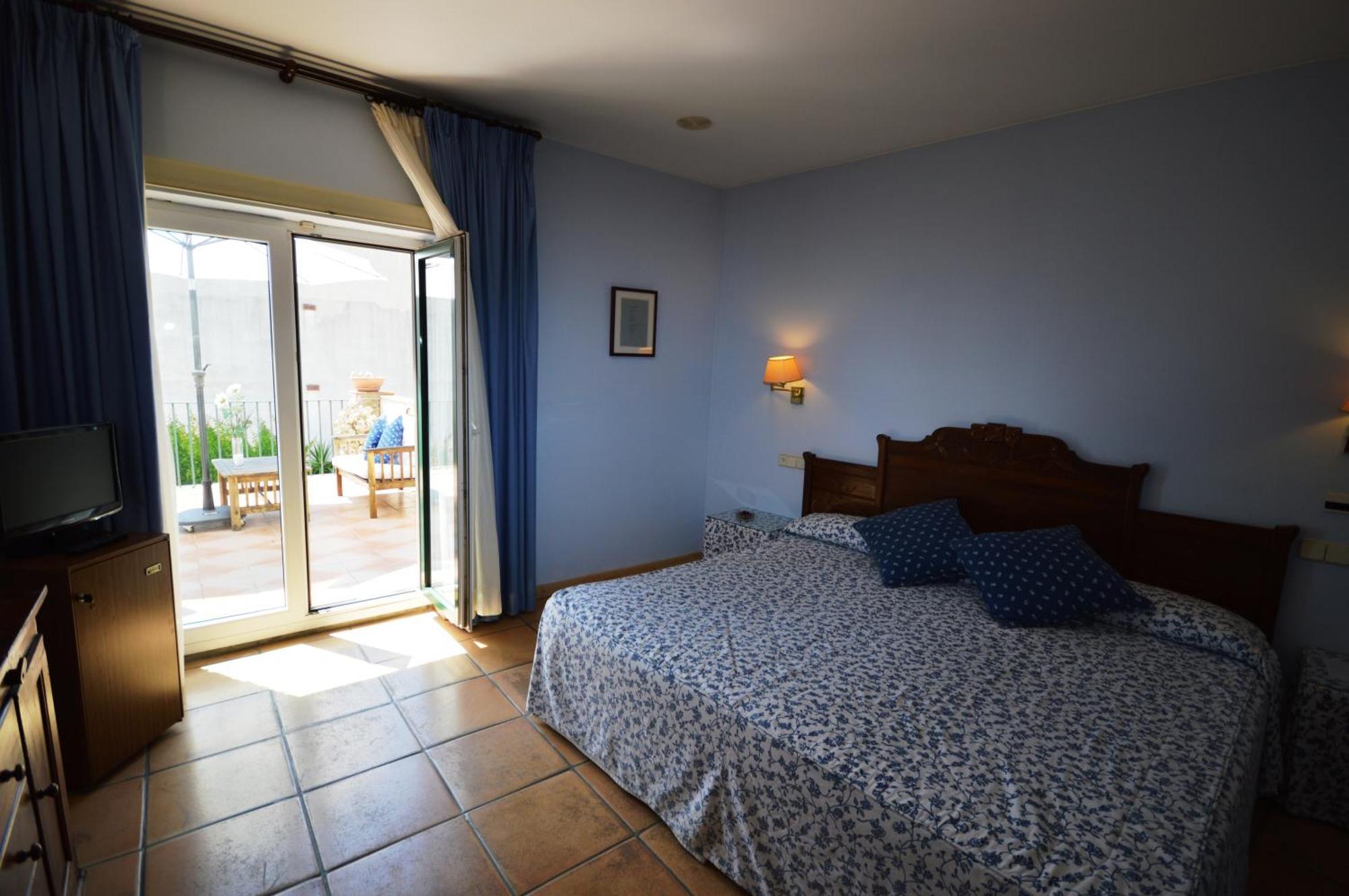 Hotel Can Ceret Sant Pere Pescador Habitación foto