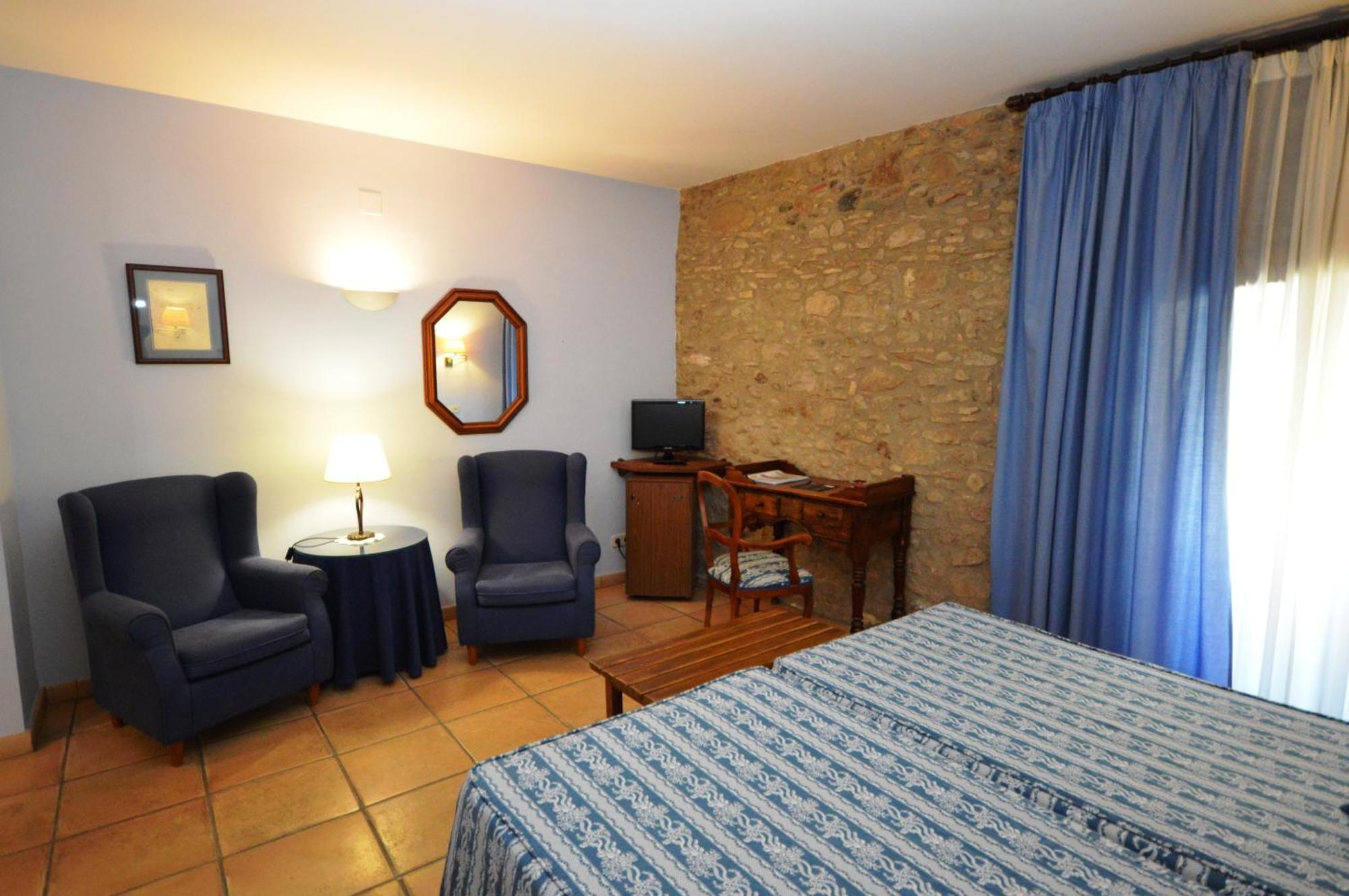 Hotel Can Ceret Sant Pere Pescador Habitación foto